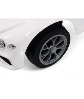 Автомобиль-каталка RiverToys Bentley Bentayga со светящимися фарами и звуком White