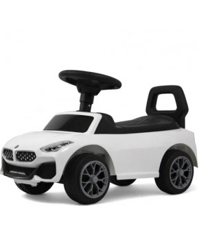 Автомобиль-каталка RiverToys BMW со светящимися фарами и звуком White