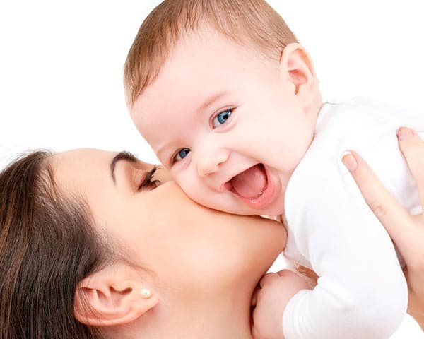 Мой первый поцелуй — мамин. Мой первый поцелуй — мамин.